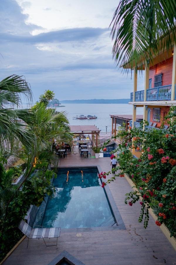 Hotel Casona De La Isla Флорес Екстериор снимка